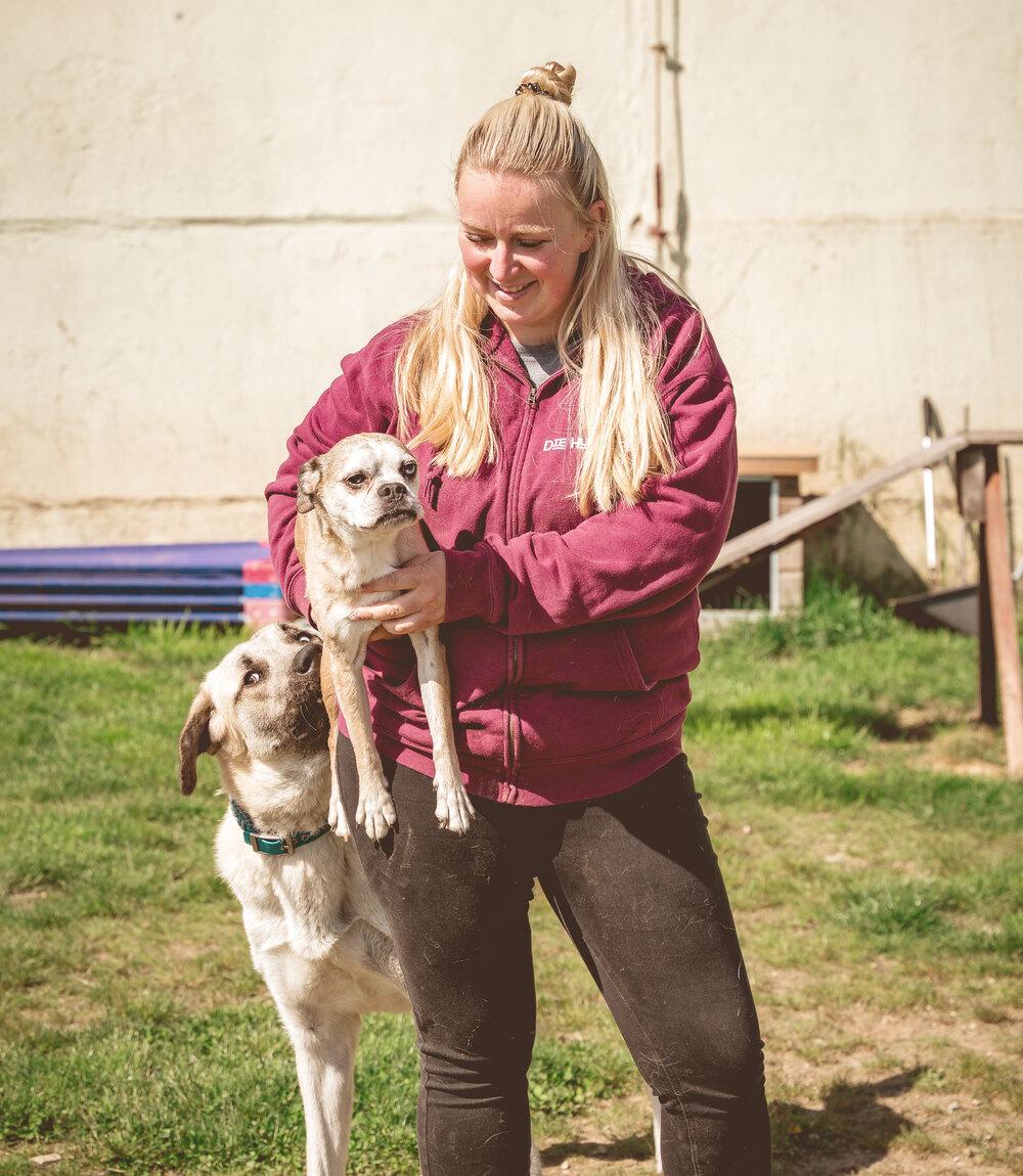 Anna mit Hund
